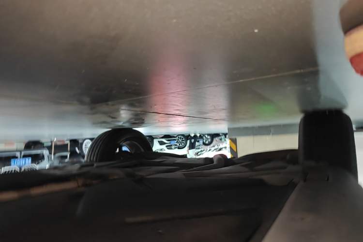 Used Mercedes-Benz GLA 2015 GLA 200 Fashion Model Right Side Sill