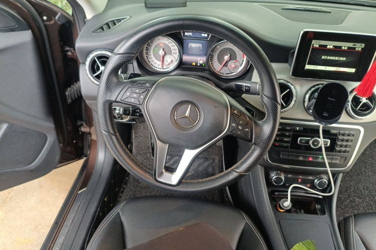 Used Mercedes-Benz GLA 2015 GLA 200 Fashion Model Steering Wheel