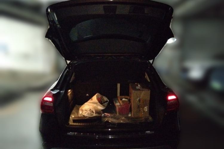 Used Mercedes-Benz GLA 2015 GLA 220 4MATIC Fashion Model Trunk