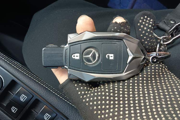 Used Mercedes-Benz GLA 2015 GLA 200 Fashion Model Vehicle Key