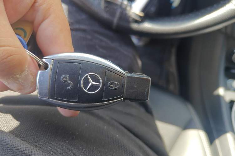Used Mercedes-Benz GLA 2015 GLA 220 4MATIC Fashion Model Vehicle Key