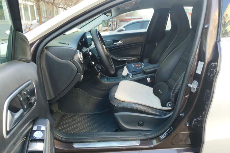 Used Mercedes-Benz GLA 2015 GLA 200 Left Front Seat