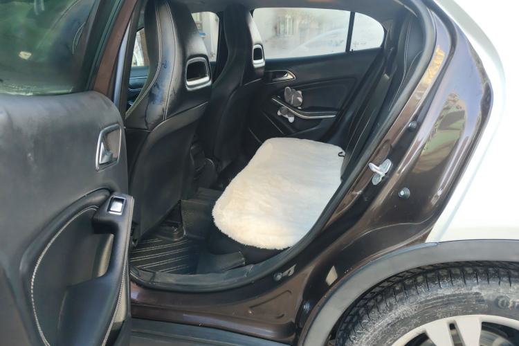 Used Mercedes-Benz GLA 2015 GLA 200 Left Rear Seat