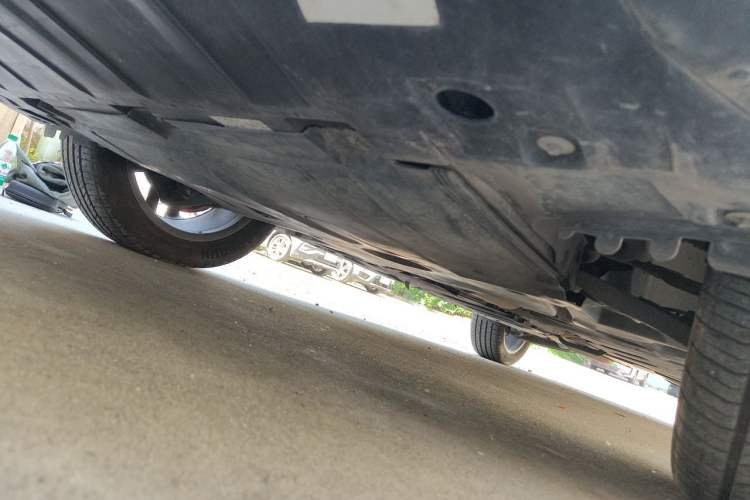 Used Mercedes-Benz GLA 2015 GLA 200 Fashion Model Chassis Front Left