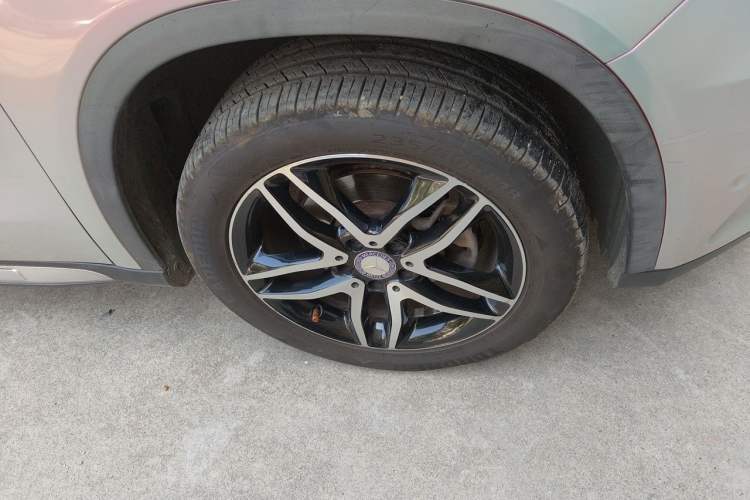 Used Mercedes-Benz GLA 2015 GLA 200 Fashion Model Right Front Wheel Hub