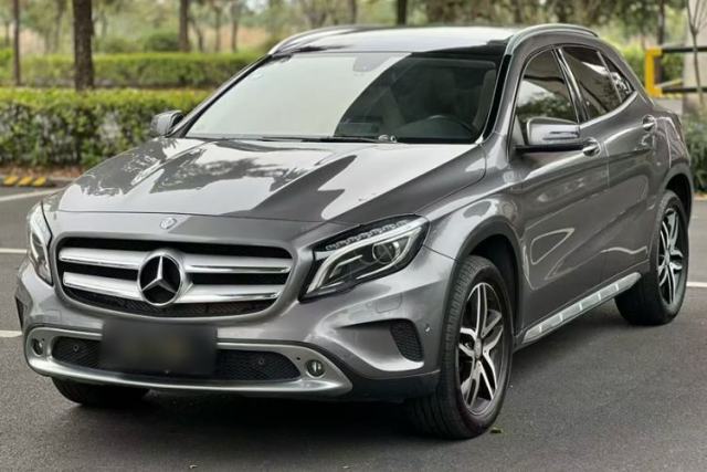 Used Mercedes-Benz GLA 2015 GLA 220 4MATIC Fashion Model