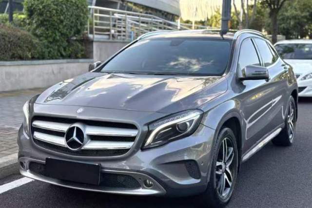 Used Mercedes-Benz GLA 2015 GLA 220 4MATIC Fashion Model