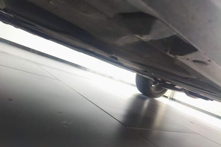 Used Mercedes-Benz GLA 2015 GLA 220 4MATIC Fashion Model Chassis Front Left