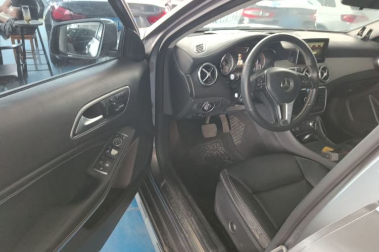 Used Mercedes-Benz GLA 2015 GLA 200 Fashion Model Driver Seat
