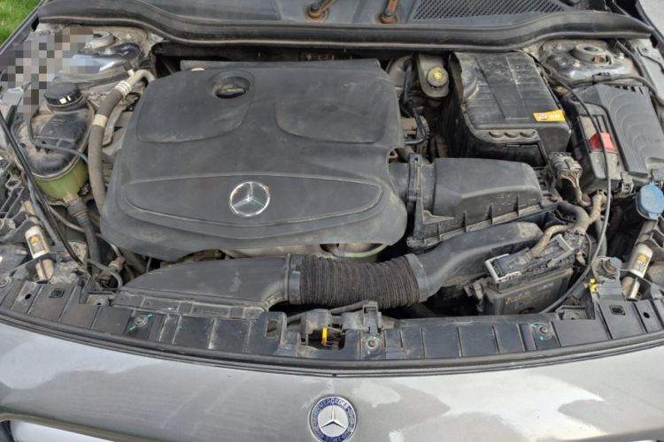 Used Mercedes-Benz GLA 2015 GLA 200 Fashion Model Engine Bay