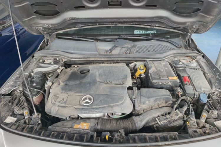 Used Mercedes-Benz GLA 2015 GLA 200 Fashion Model Engine Bay