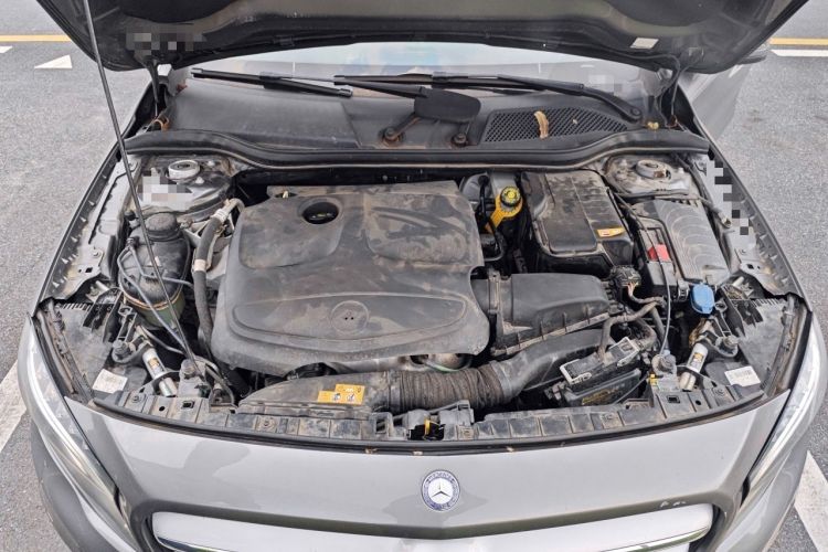 Used Mercedes-Benz GLA 2015 GLA 200 Fashion Model Engine Bay