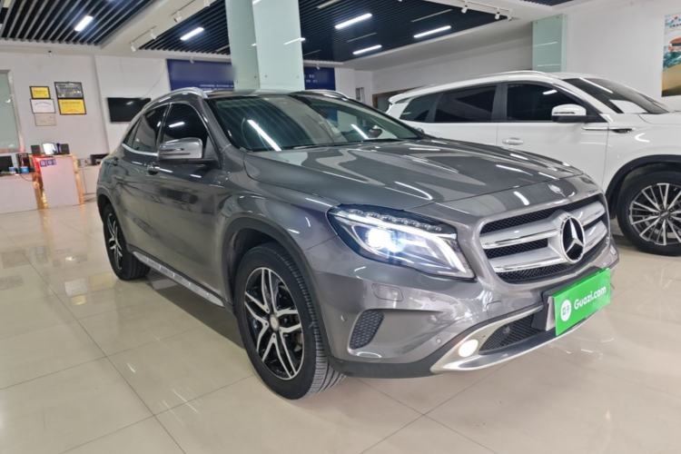 Used Mercedes-Benz GLA 2015 GLA 200 Fashion Model Exterior 1