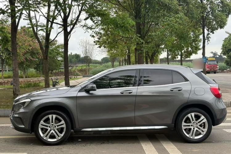 Used Mercedes-Benz GLA 2015 GLA 200 Sport Edition Exterior 2