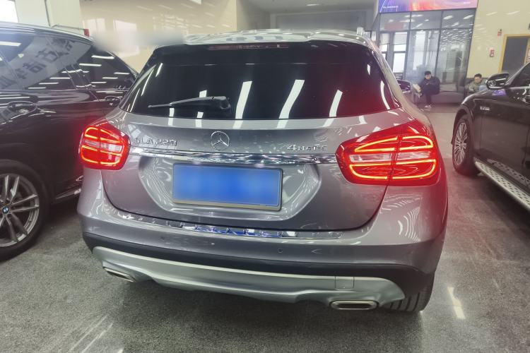 Used Mercedes-Benz GLA 2015 GLA 220 4MATIC Fashion Model Exterior 4