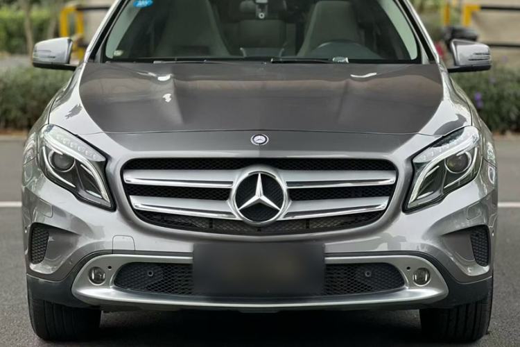 Used Mercedes-Benz GLA 2015 GLA 220 4MATIC Fashion Model Exterior 5