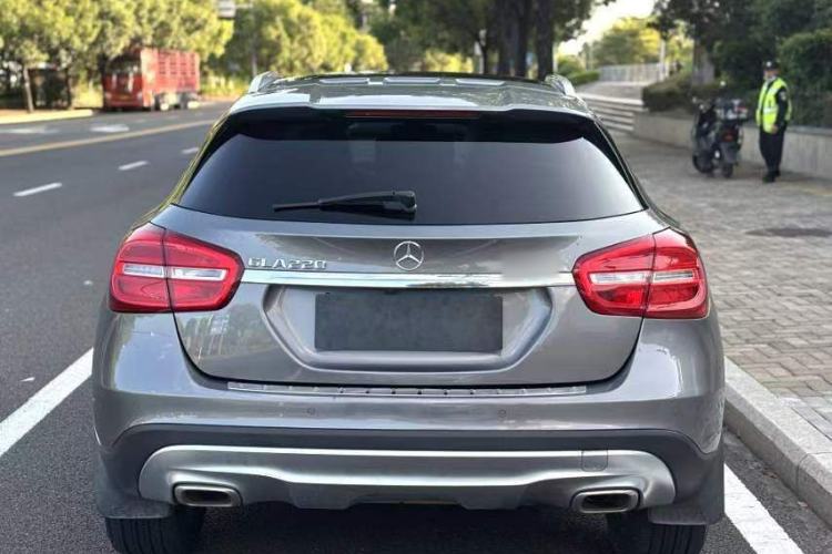 Used Mercedes-Benz GLA 2015 GLA 220 4MATIC Fashion Model Exterior 5