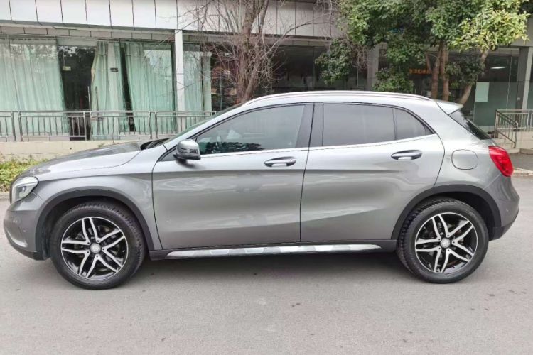 Used Mercedes-Benz GLA 2015 GLA 200 Fashion Model Exterior 5