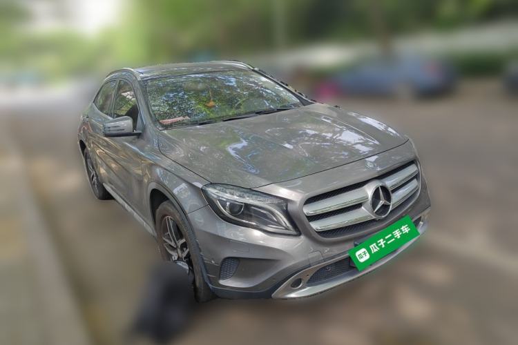 Used Mercedes-Benz GLA 2015 GLA 220 4MATIC Fashion Model Front Right 45 Deg