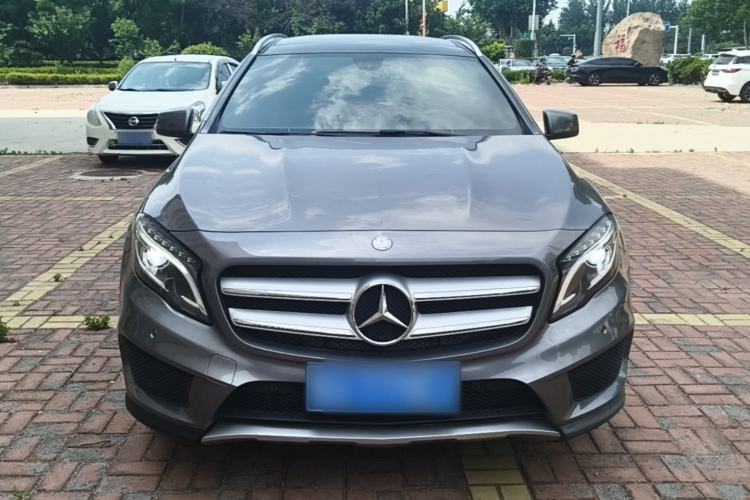Used Mercedes-Benz GLA 2015 GLA 260 4MATIC Front
