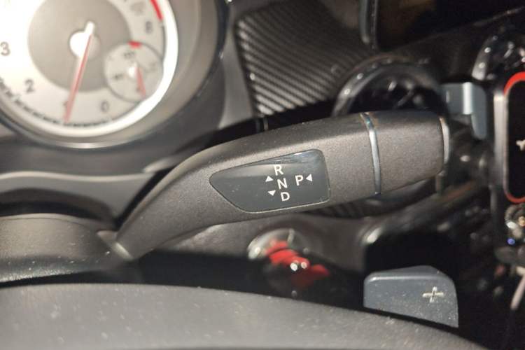 Used Mercedes-Benz GLA 2015 GLA 200 Sport Edition Gear Lever