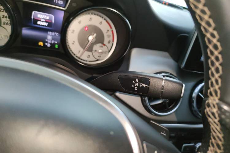 Used Mercedes-Benz GLA 2015 GLA 200 Gear Lever