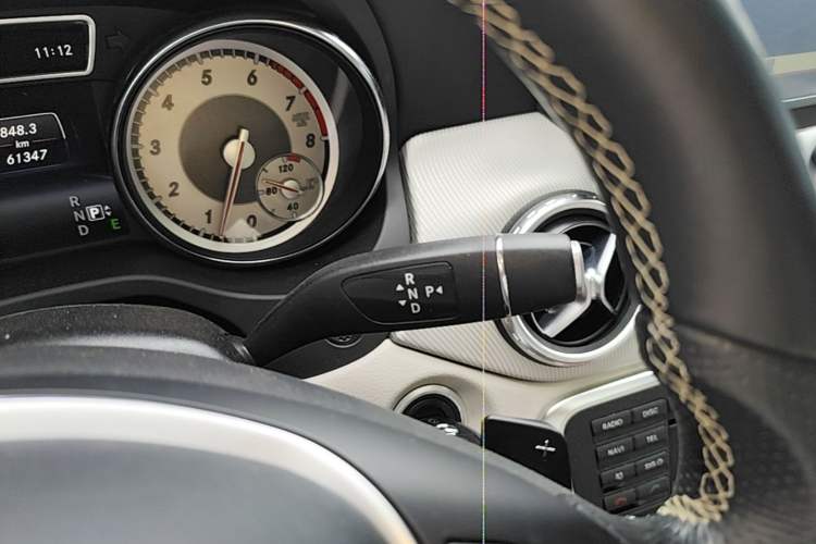 Used Mercedes-Benz GLA 2015 GLA 200 Sport Edition Gear Lever