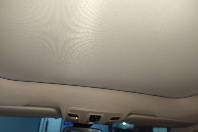 Used Mercedes-Benz GLA 2015 GLA 200 Sport Edition Headliner