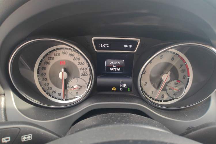 Used Mercedes-Benz GLA 2015 GLA 220 4MATIC Fashion Model Instrument Cluster