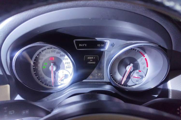 Used Mercedes-Benz GLA 2015 GLA 200 Sport Edition Instrument Cluster