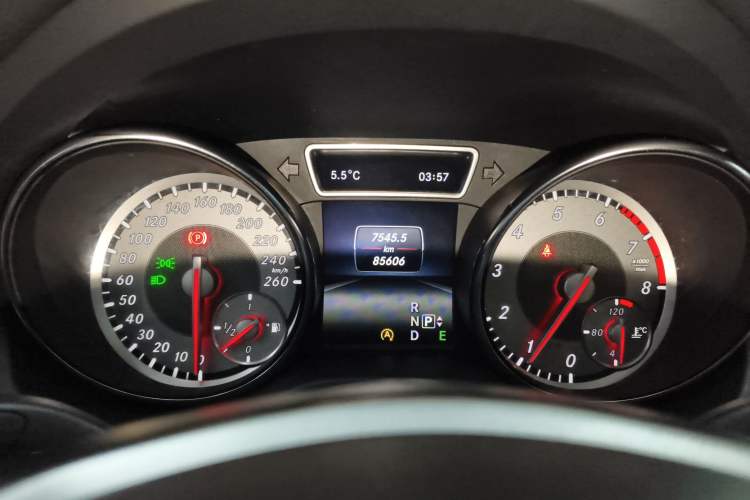 Used Mercedes-Benz GLA 2015 GLA 200 Sport Edition Instrument Cluster