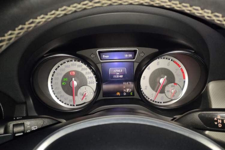 Used Mercedes-Benz GLA 2015 GLA 200 Fashion Model Instrument Cluster