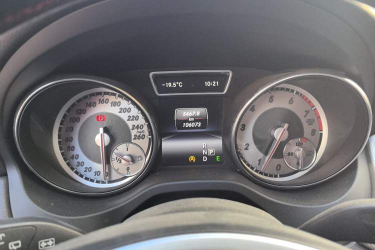 Used Mercedes-Benz GLA 2015 GLA 200 Sport Edition Instrument Cluster