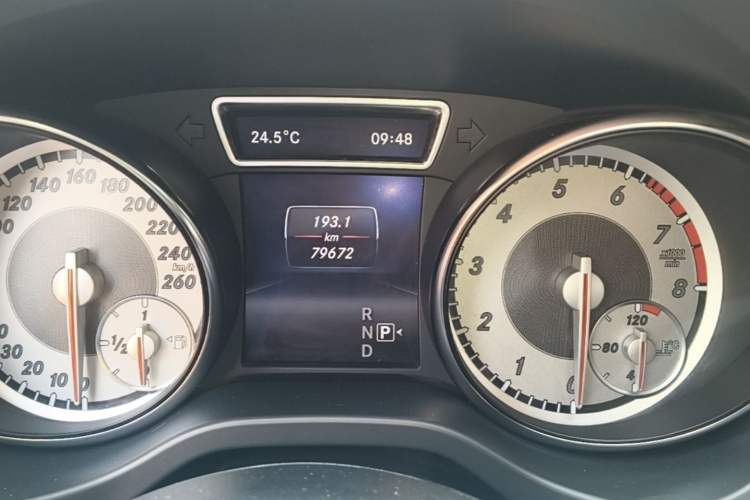 Used Mercedes-Benz GLA 2015 GLA 260 4MATIC Instrument Cluster
