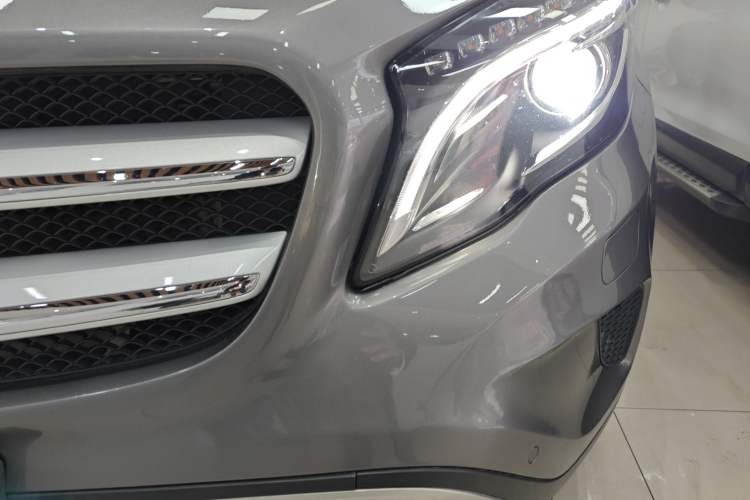 Used Mercedes-Benz GLA 2015 GLA 200 Fashion Model Left Front Headlight