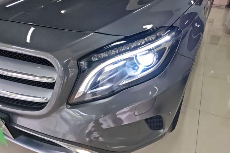 Used Mercedes-Benz GLA 2015 GLA 200 Fashion Model Left Front Headlight