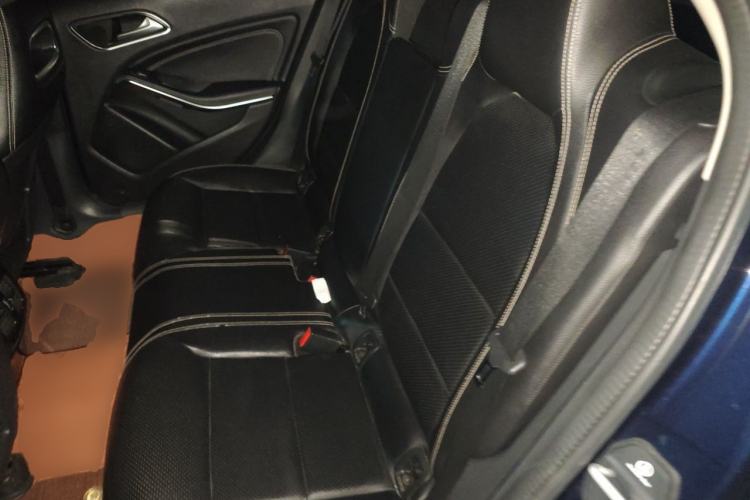 Used Mercedes-Benz GLA 2015 GLA 200 Sport Edition Left Rear Seat