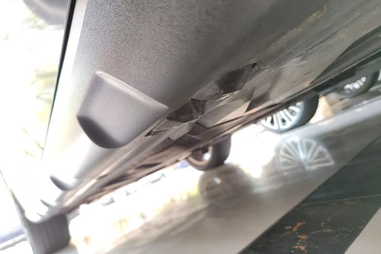 Used Mercedes-Benz GLA 2015 GLA 200 Left Side Sill