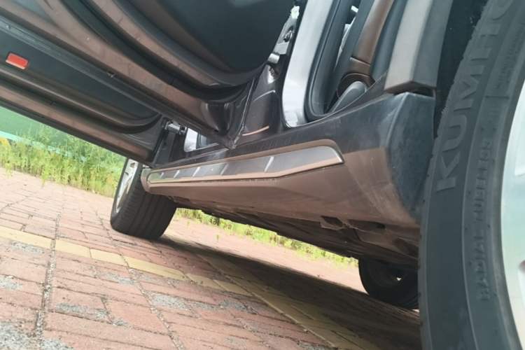 Used Mercedes-Benz GLA 2015 GLA 260 4MATIC Left Side Sill
