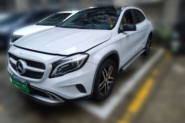 Used Mercedes-Benz GLA 2015 GLA 220 4MATIC Fashion Model