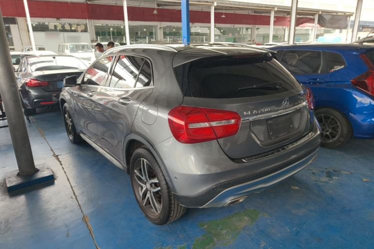 Used Mercedes-Benz GLA 2015 GLA 200 Fashion Model Rear Left 45 Deg