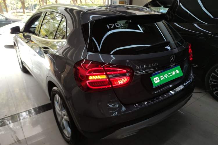 Used Mercedes-Benz GLA 2015 GLA 200 Rear Left 45 Deg