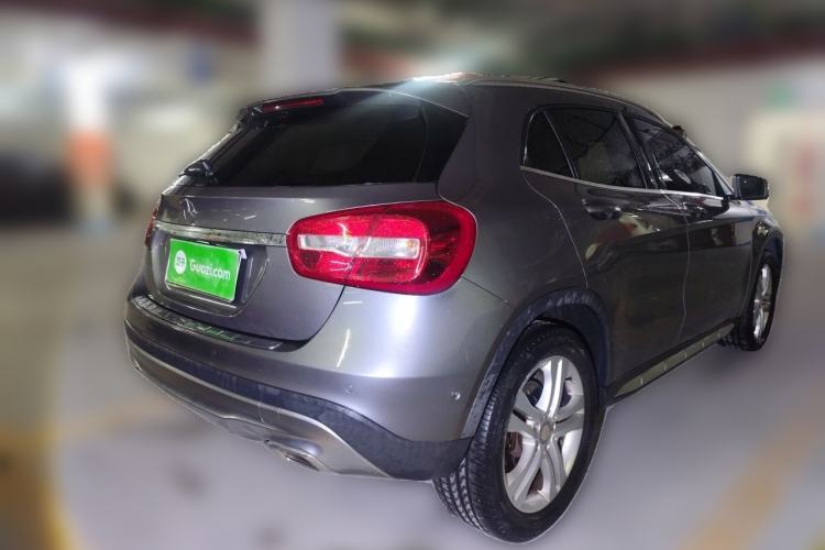 Used Mercedes-Benz GLA 2015 GLA 200 Sport Edition Rear Right 45 Deg