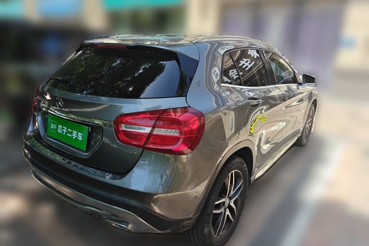 Used Mercedes-Benz GLA 2015 GLA 200 Fashion Model Rear Right 45 Deg