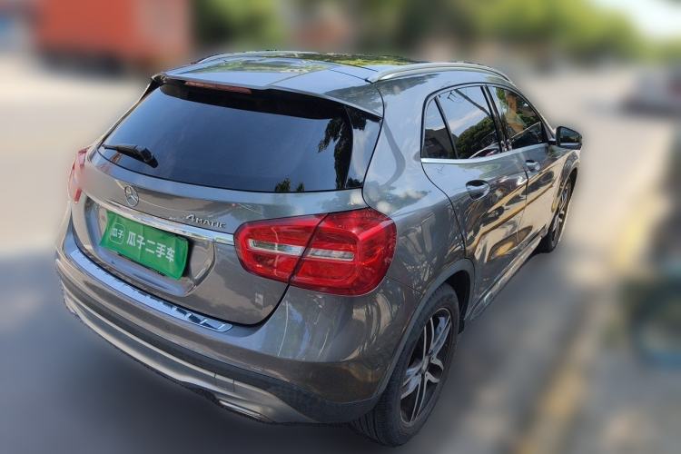 Used Mercedes-Benz GLA 2015 GLA 220 4MATIC Fashion Model Rear Right 45 Deg