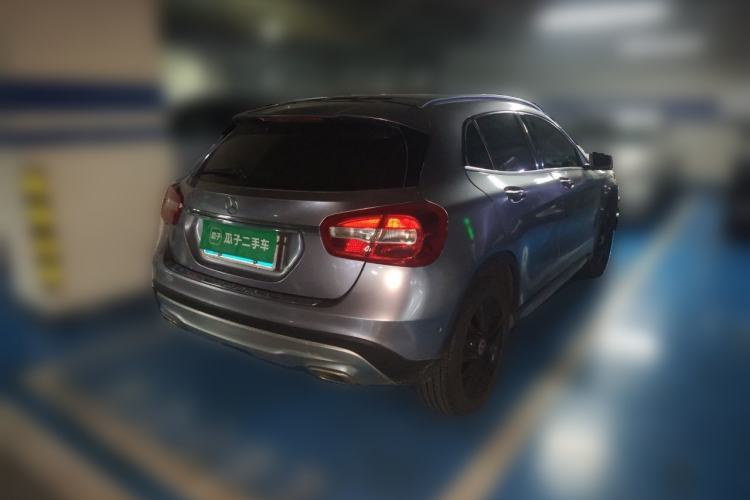 Used Mercedes-Benz GLA 2015 GLA 200 Sport Edition Rear Right 45 Deg