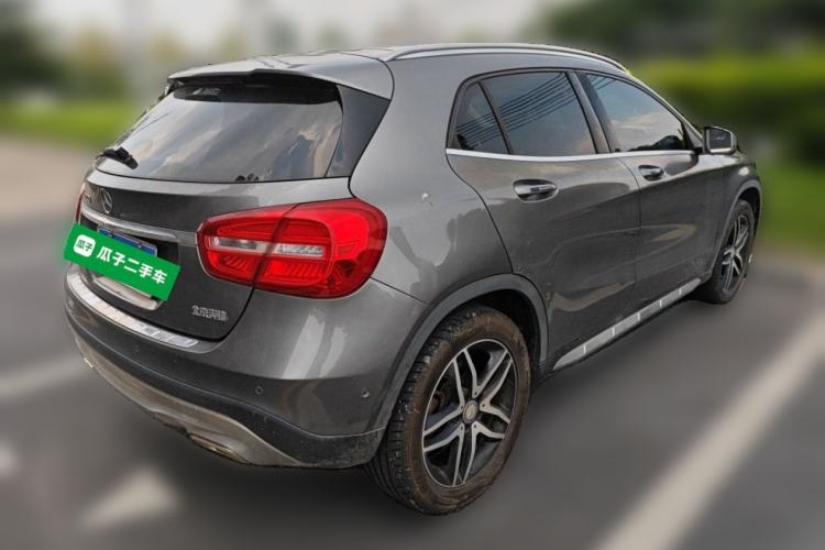 Used Mercedes-Benz GLA 2015 GLA 200 Fashion Model Rear Right 45 Deg