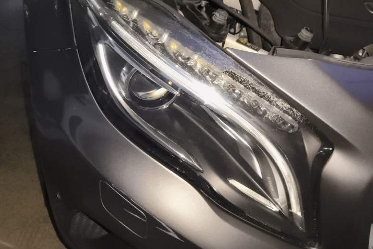 Used Mercedes-Benz GLA 2015 GLA 220 4MATIC Fashion Model Right Front Headlight