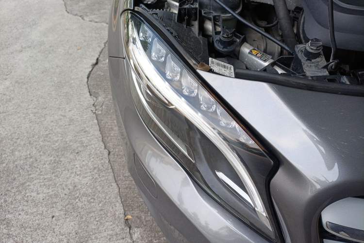 Used Mercedes-Benz GLA 2015 GLA 200 Right Front Headlight