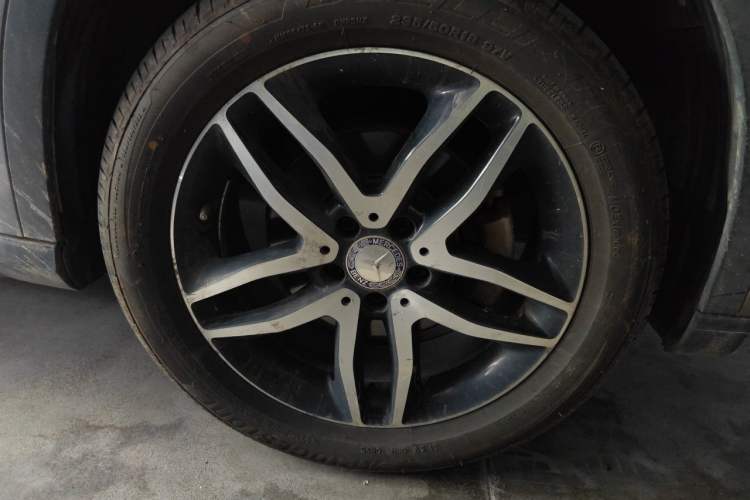 Used Mercedes-Benz GLA 2015 GLA 200 Fashion Model Right Front Wheel Hub